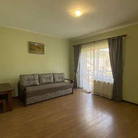 гірська палітра 3* Slawske