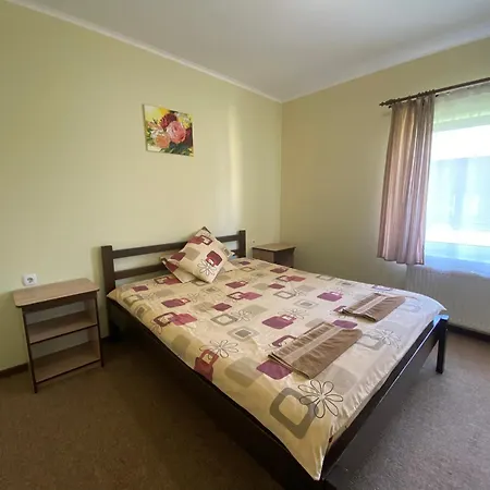 ゲストハウス гірська палітра