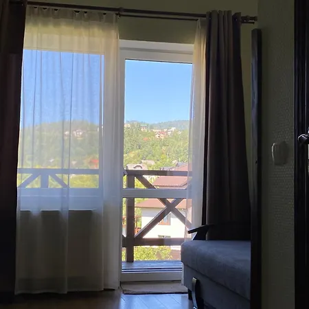 гірська палітра ゲストハウス 3*