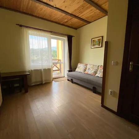 гірська палітра 3* スラブスク